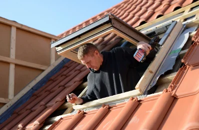 Pose de fenêtres de toit Velux à Roquelaure